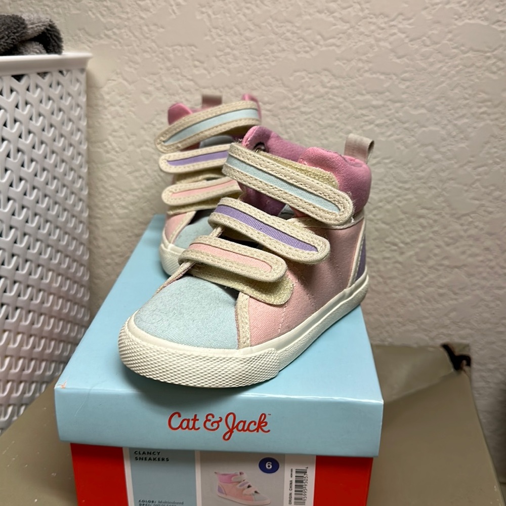 Brand new toddler shoes